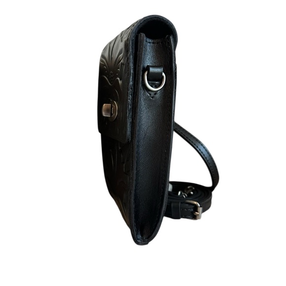 Patricia Nash Rivella Leather Crossbody Phone Case - Picture 5 of 11